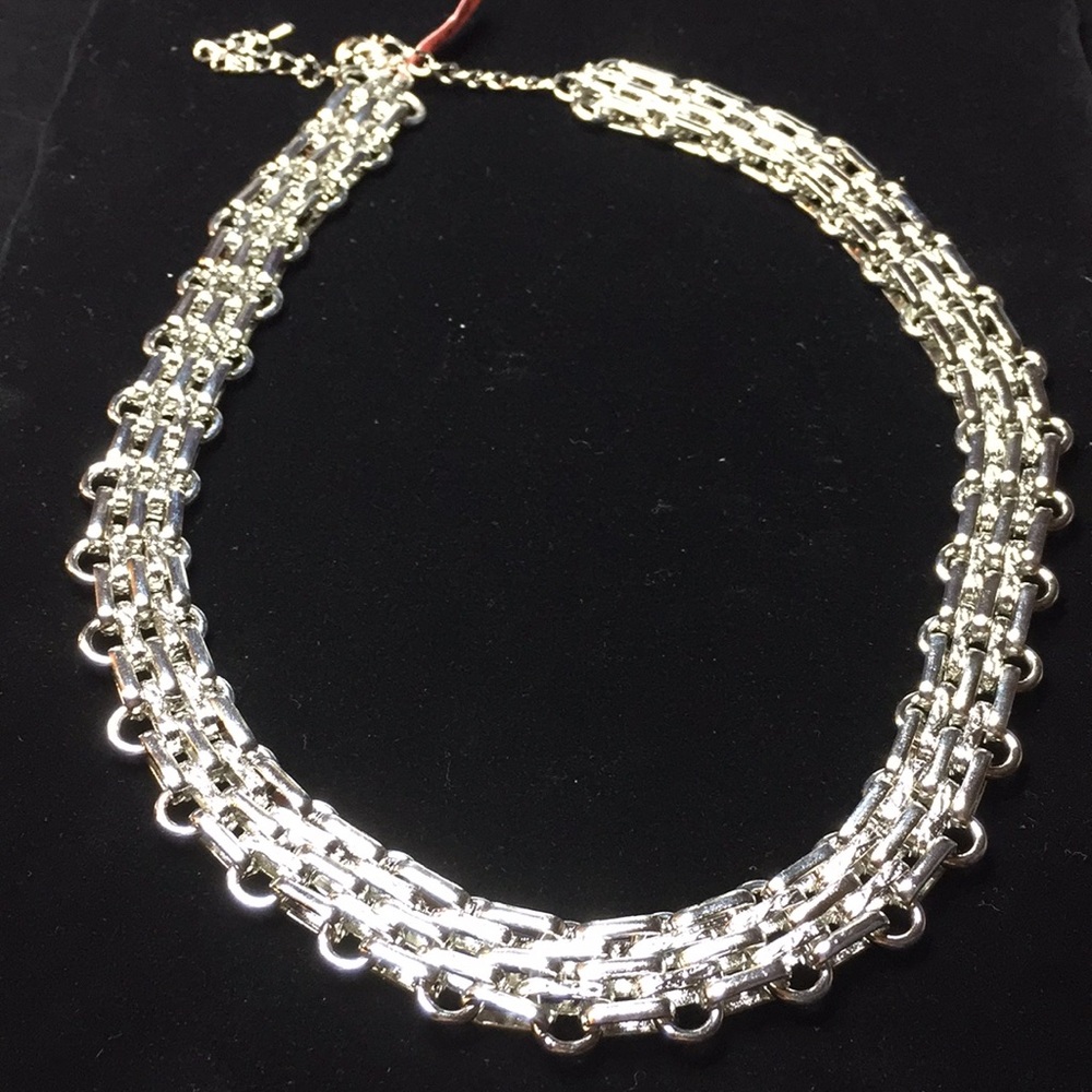 Beautiful necklace silver tone stainless steel