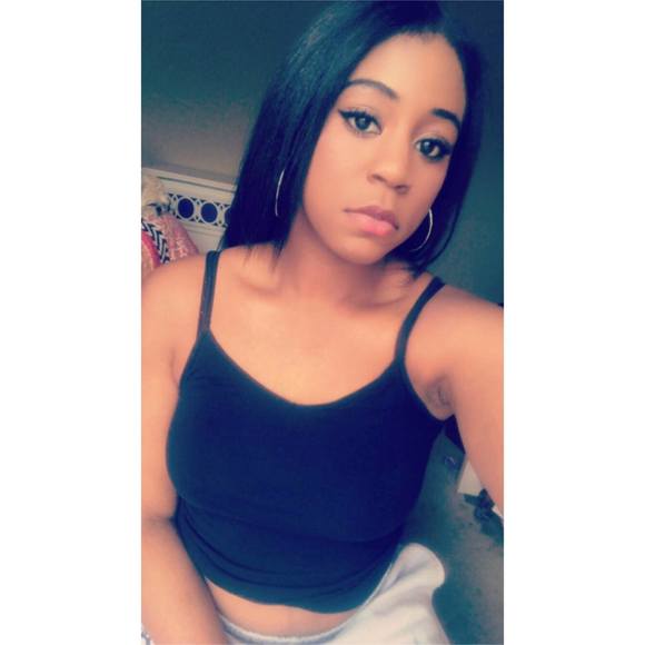 Meet your Posher, Anaija - Picture 1 of 1