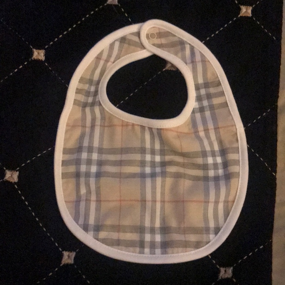 Burberry Bib