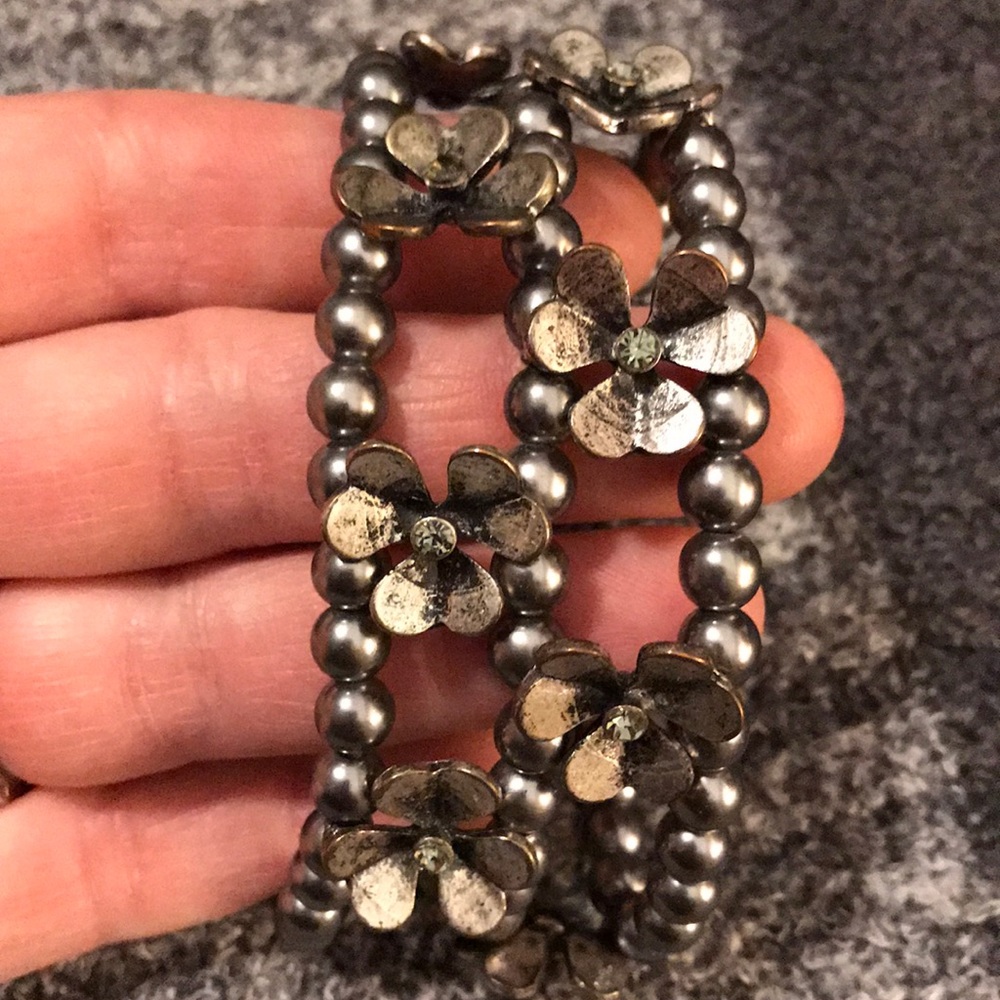 Bracelet- silver beaded with flowers - Picture 3 of 3