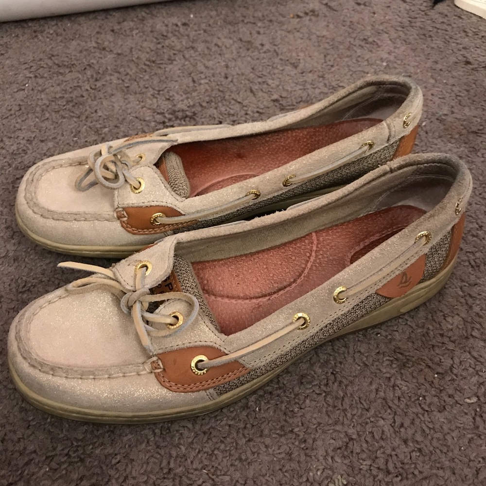 Sperrys size 9