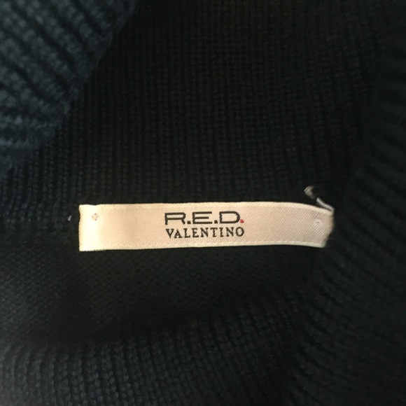 🎯Valentino black sweater dress - Picture 2 of 9