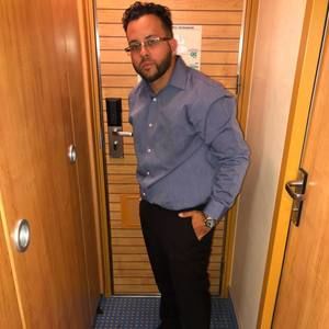 Meet your Posher, Alex