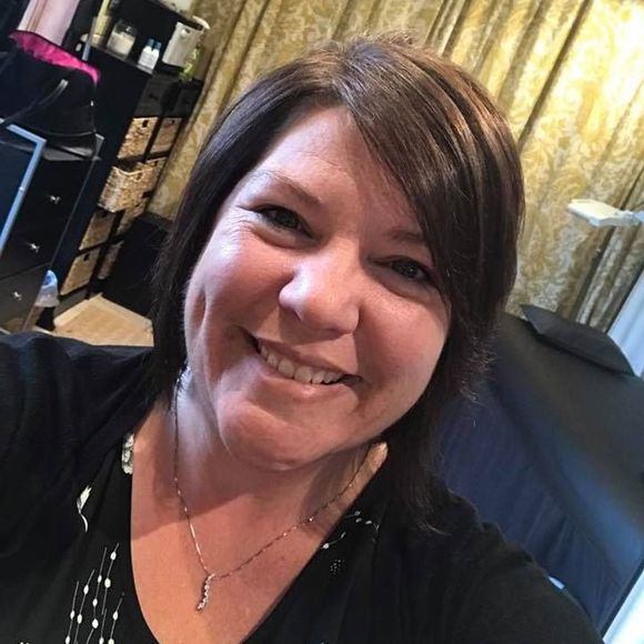 Meet your Posher, Jennifer - Picture 1 of 1