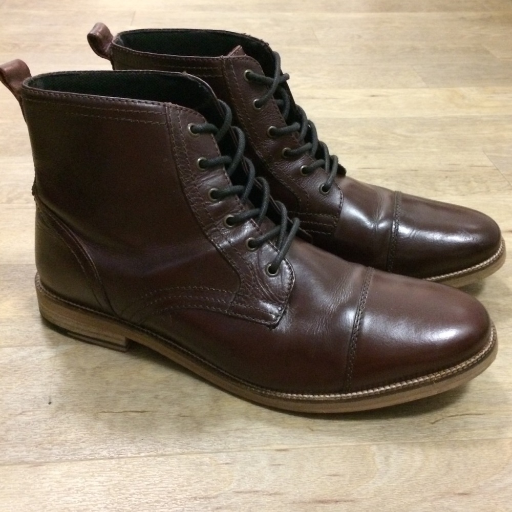 Crevo Boardwalk Wing Tip Leather Boots Size 12