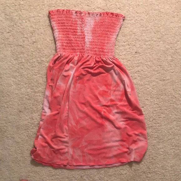 Two dresses - Picture 3 of 3