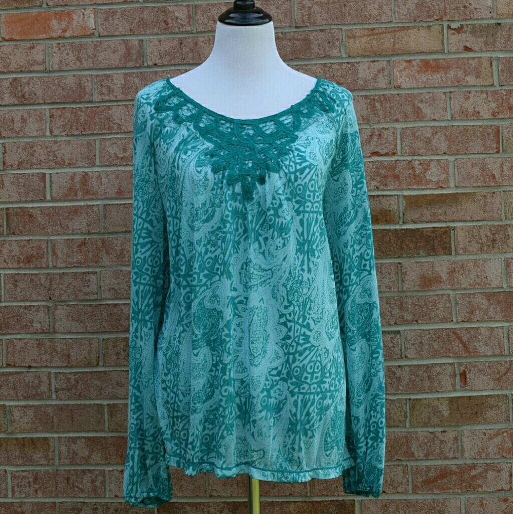 •Nurture• Long Sleeve Blouse