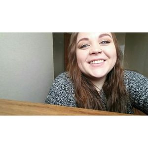 Meet your Posher, Whitney