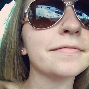 Meet your Posher, Carly