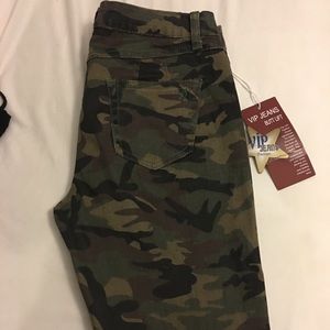 Camo stretchy jeans