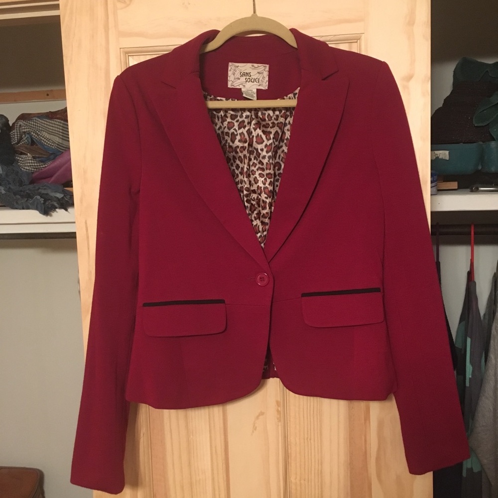 Maroon blazer