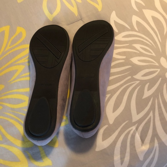 Maurice’s flats - Picture 2 of 2