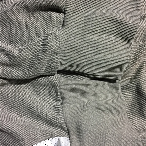 Adidas Beyond the Run jogger sweatpants - Picture 6 of 8