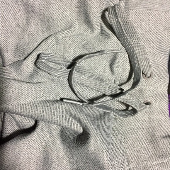 Adidas Beyond the Run jogger sweatpants - Picture 7 of 8