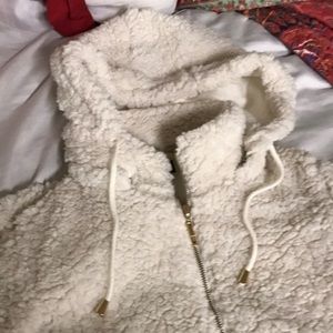 Forever 21 faux shearling white jacket/coat-Small