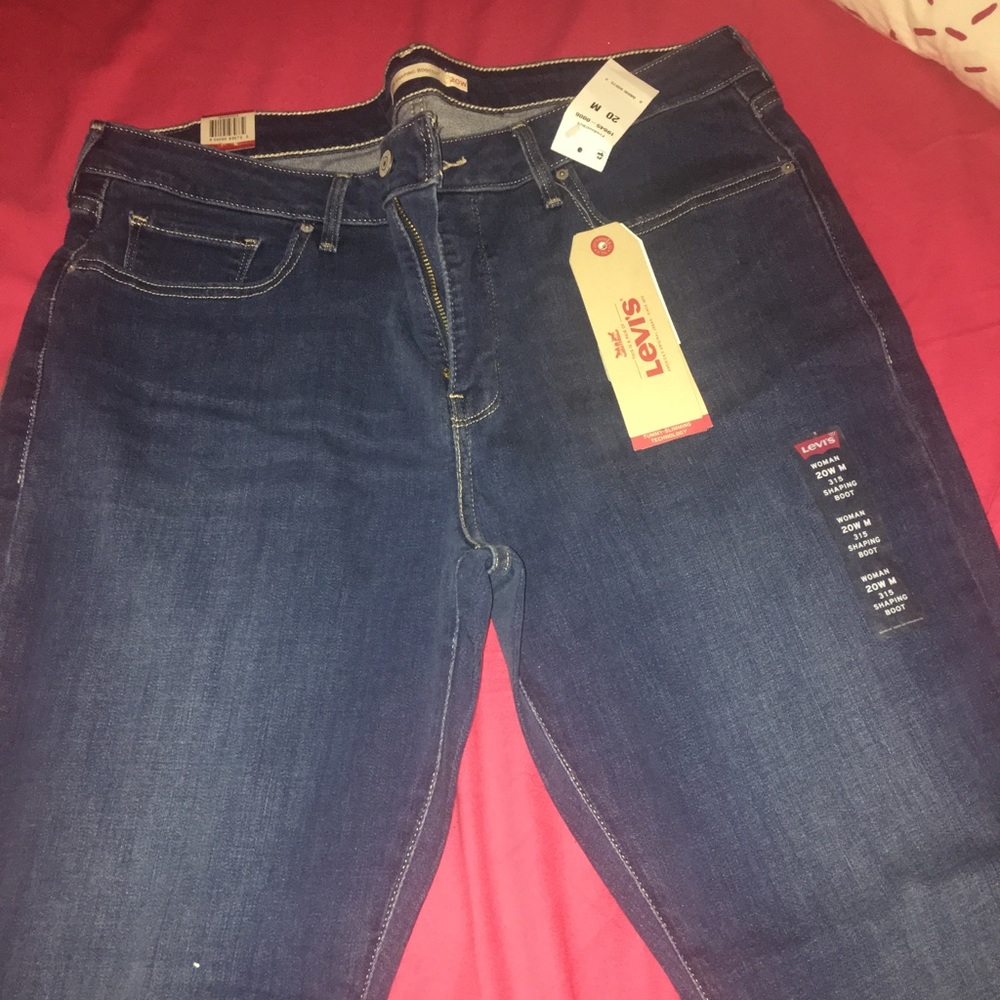 Levi’s 315 shaping bootcut size 20W