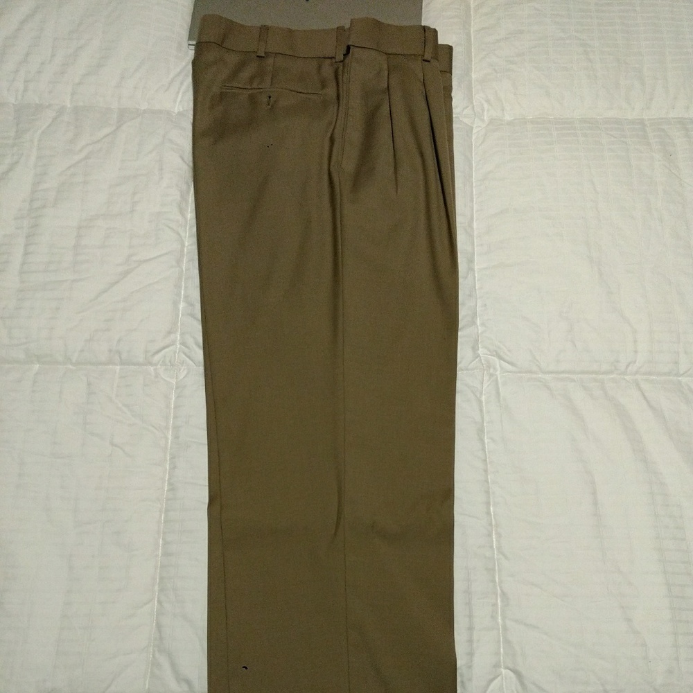 Stafford Performance Dress Pants
