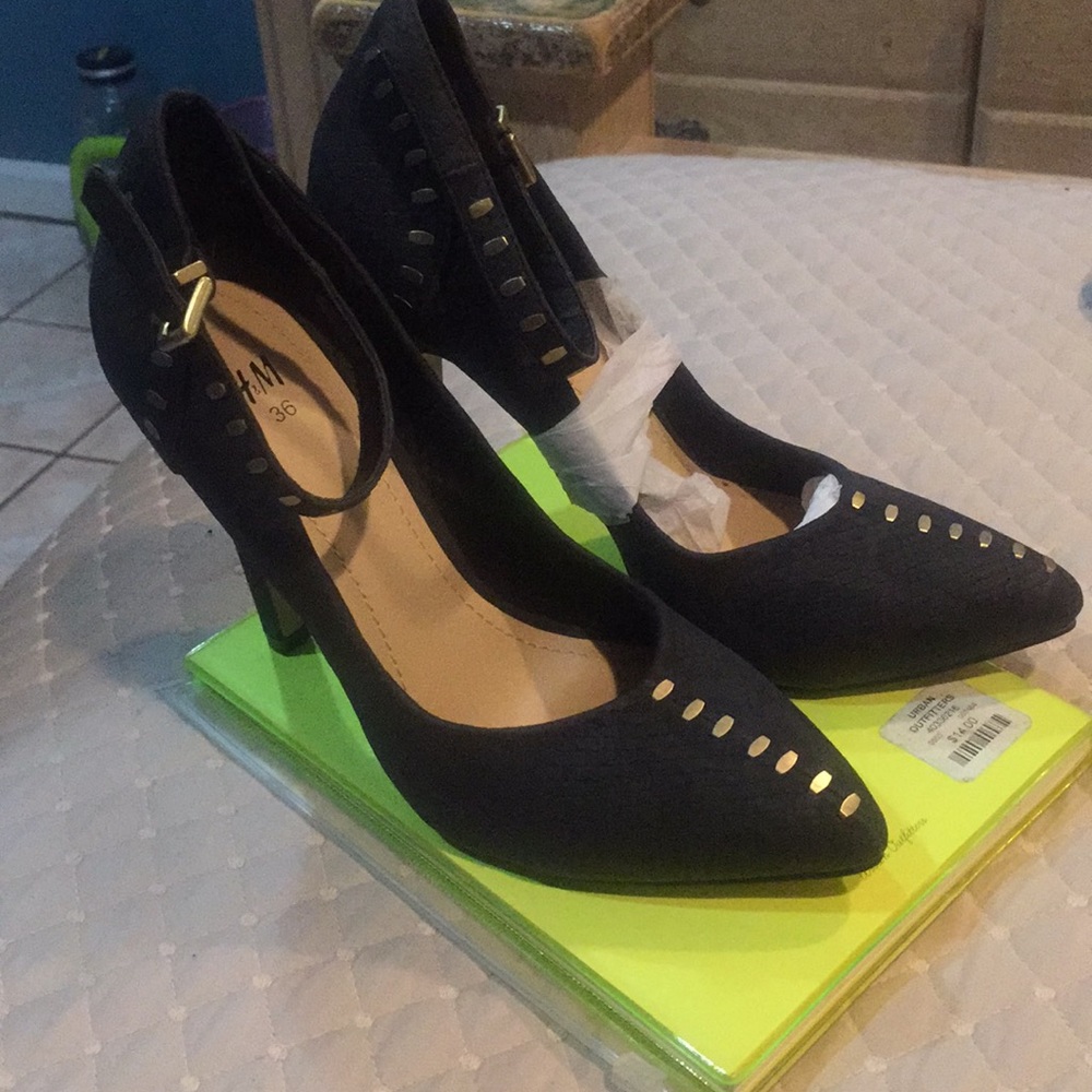 H&M Pointed High Heels