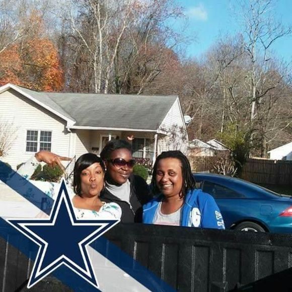 Meet your Posher, Vicky - Picture 1 of 1