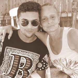 Meet your Posher, Emanuel