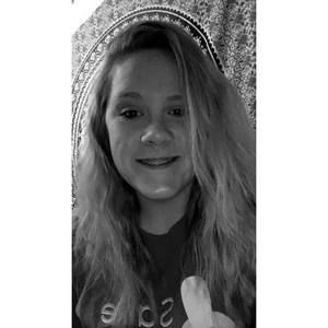 Meet your Posher, Katelyn