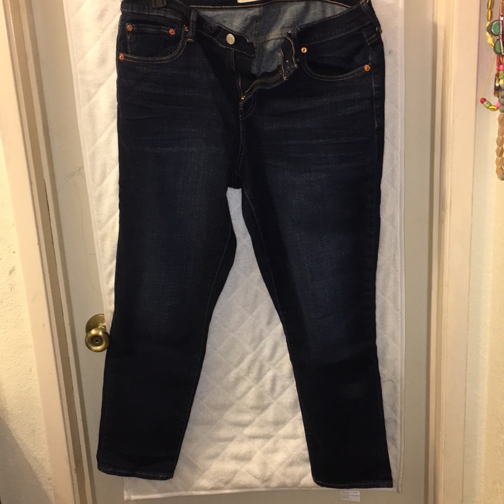 GAP 1969 best girlfriend jeans size 32 dark blue