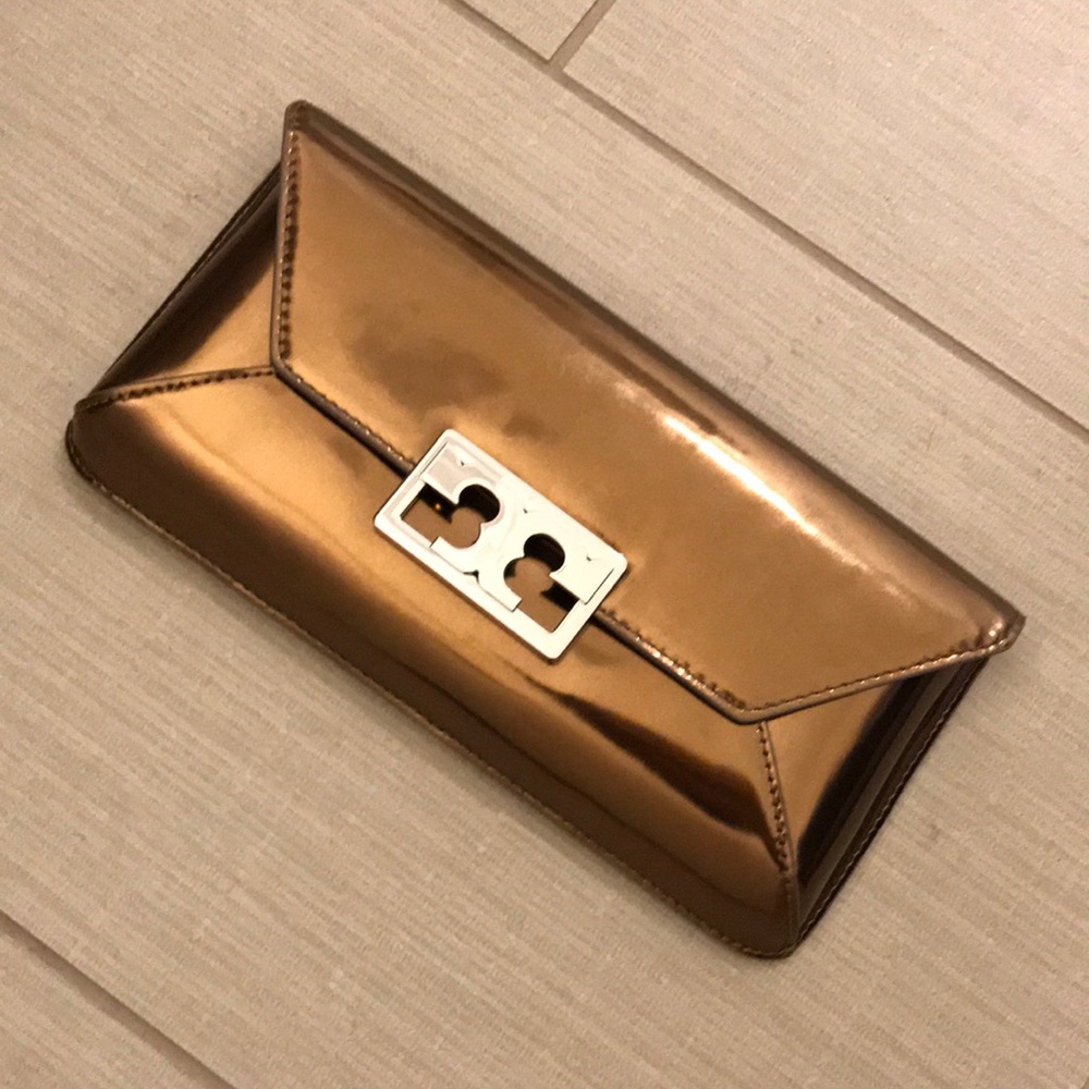 Tory Burch clutch - Picture 2 of 6