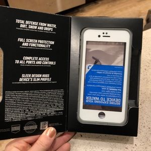 iPhone 6/6S life proof case