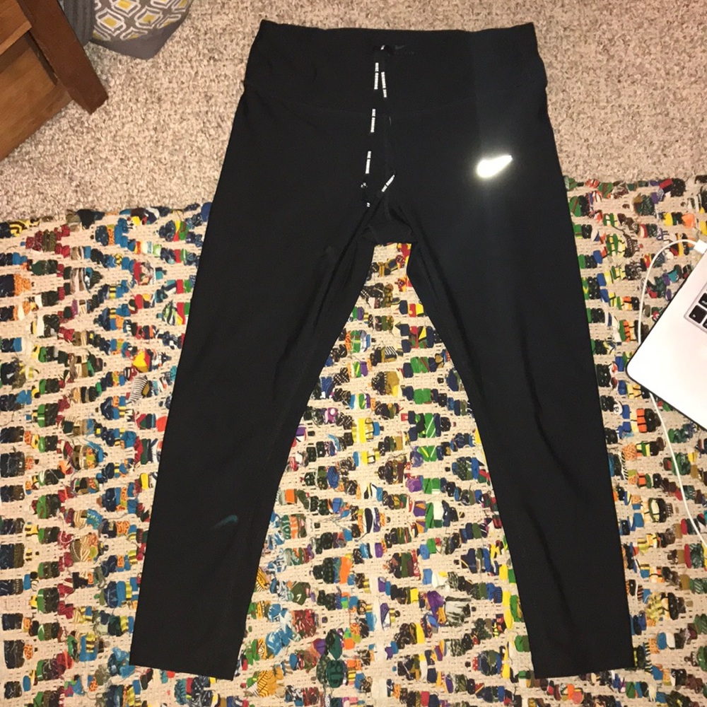 Black Nike Capris size large
