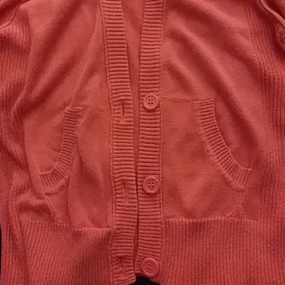 Cardigan - Picture 2 of 4