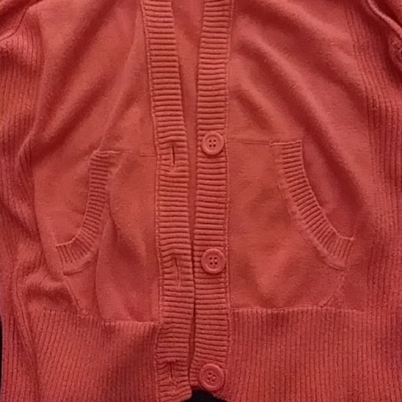 Cardigan - Picture 2 of 4