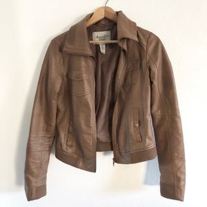 〰️ American Rag Brown Leather Zip Up Jacket