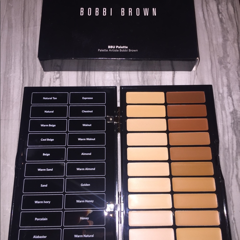 Bobbi brown Foundation / concealer Palette