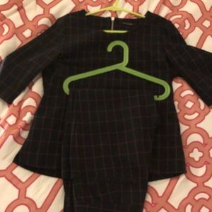 Set of blouse and pants