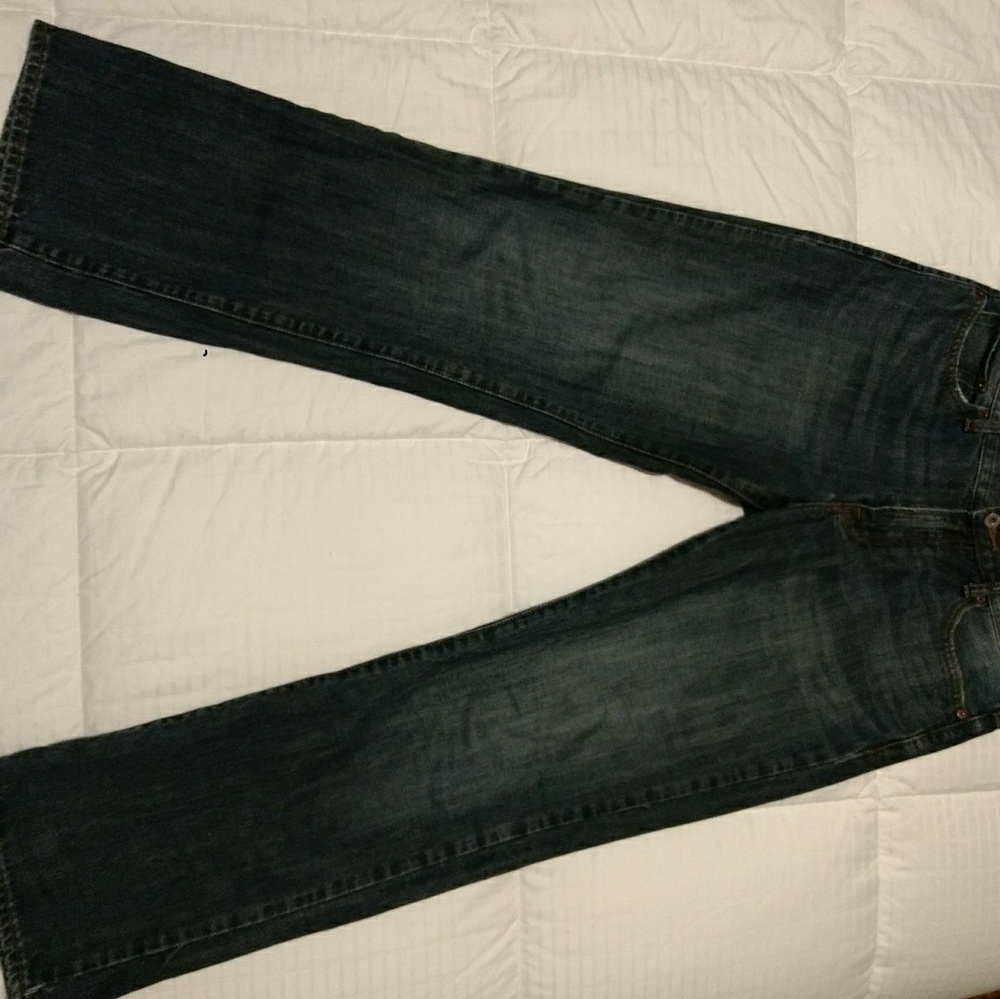 Lucky Brand Jeans 32 Waist like new
