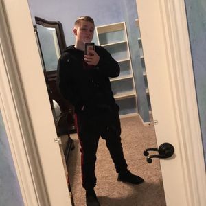 Meet your Posher, Gavin