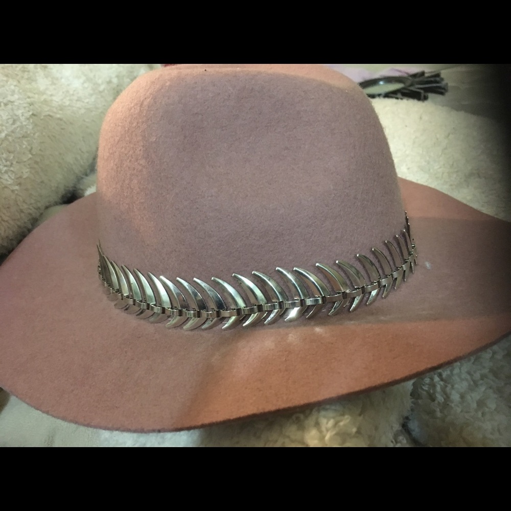 Unique khaki hat