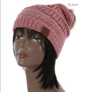 Pom Pom Winter Beanie