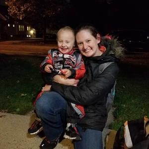 Meet your Posher, Lisa