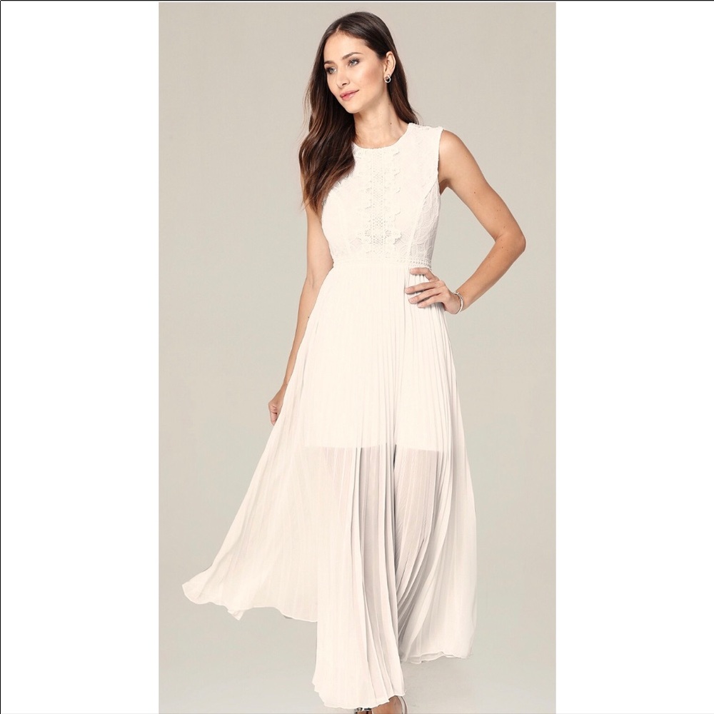 Bebe Sleeveless Lace Backout Dress