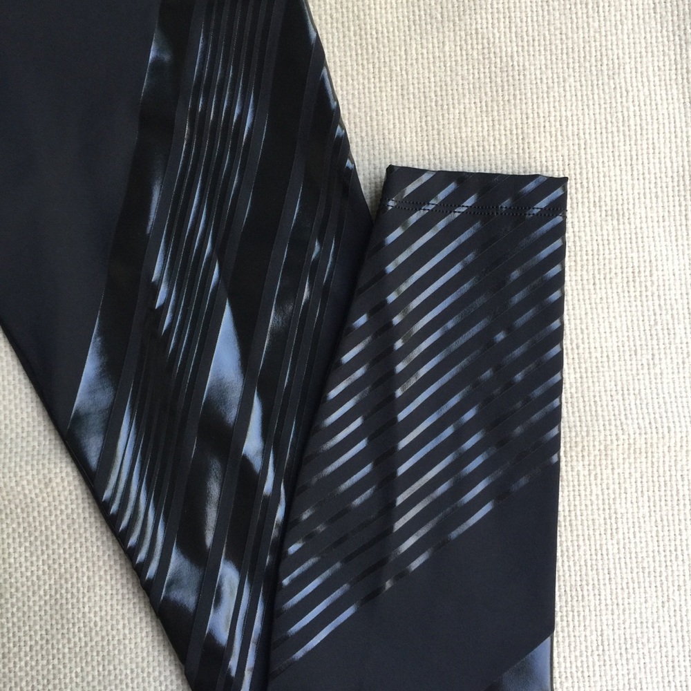 ❌SOLD❌NWT Lorna Jane Night F/L Compression Tight - Picture 6 of 8