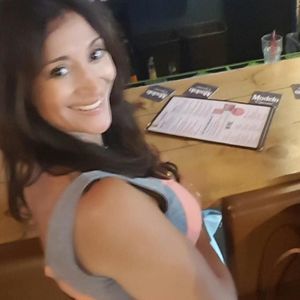 Meet your Posher, Eva