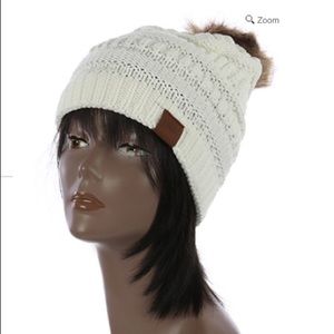 Pom Pom Winter Beanie