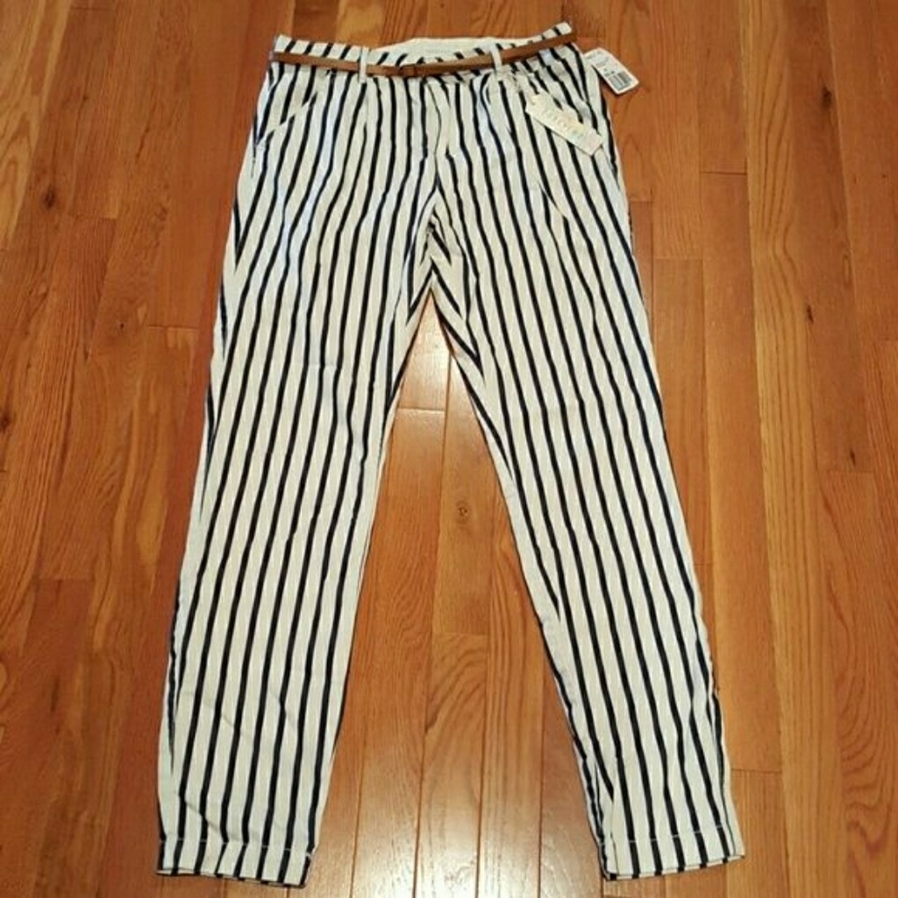 Forever 21 Striped Ankle Pants - NO BELT