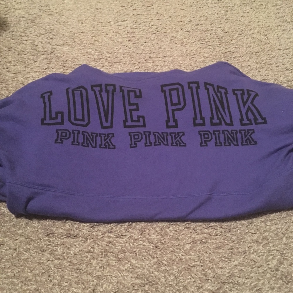 VS Pink Oversized Crew