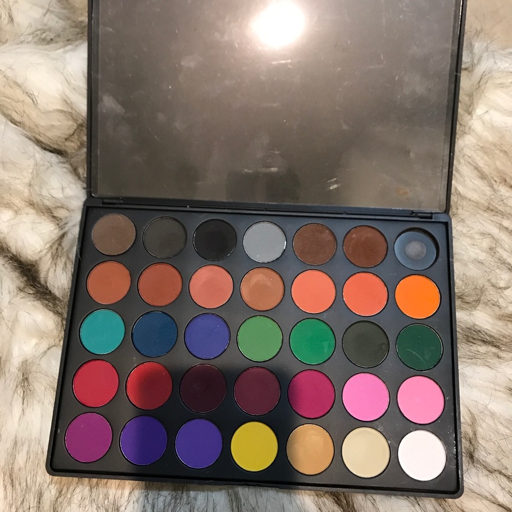 35c Morphe pallete