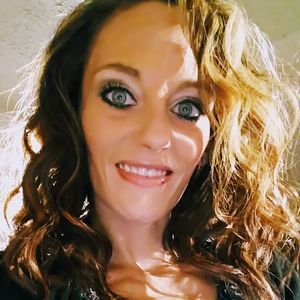 Meet your Posher, Carly