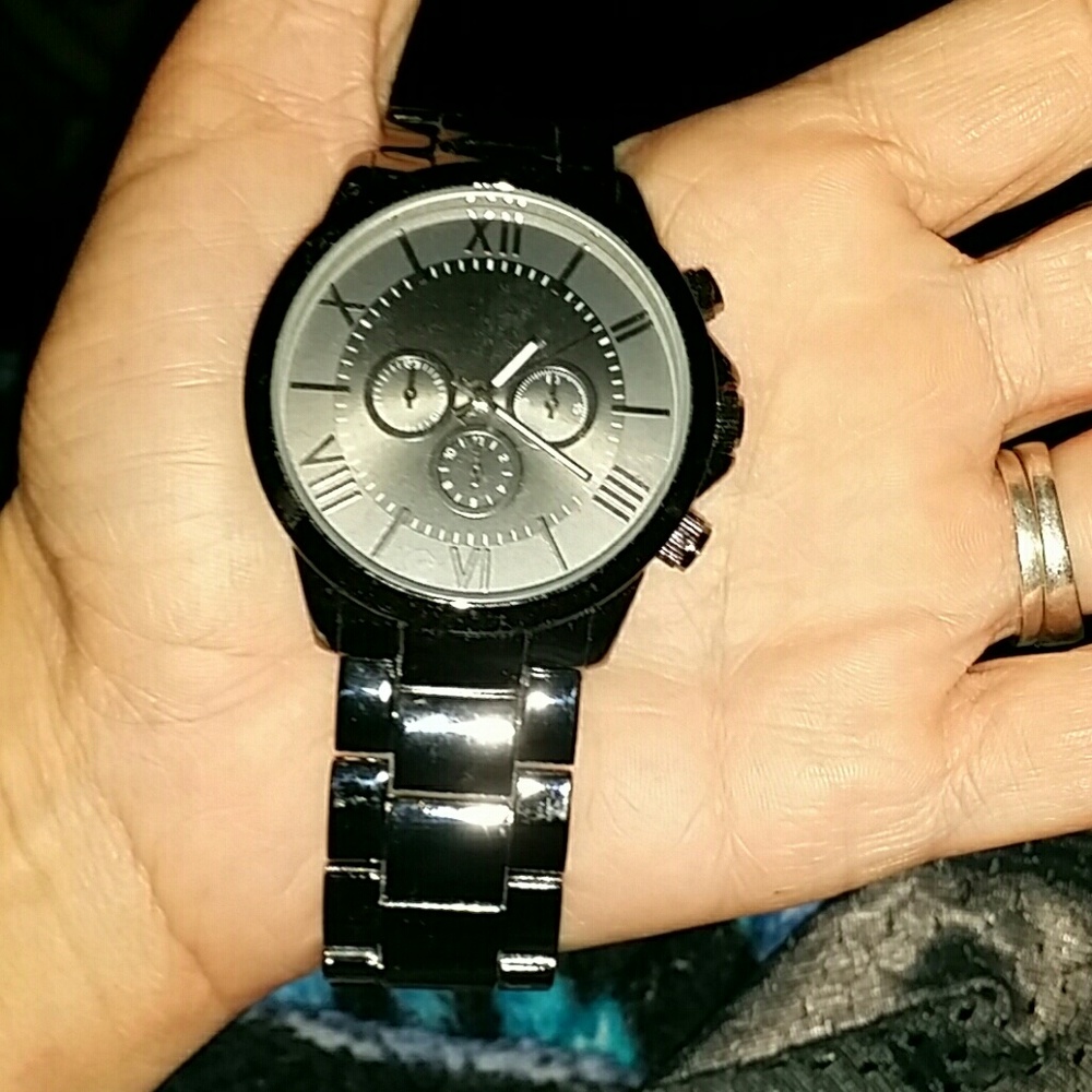 Brand New men's stylish watch