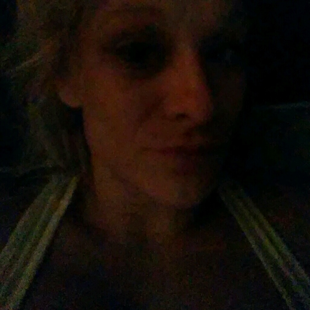 Meet your Posher, Amie