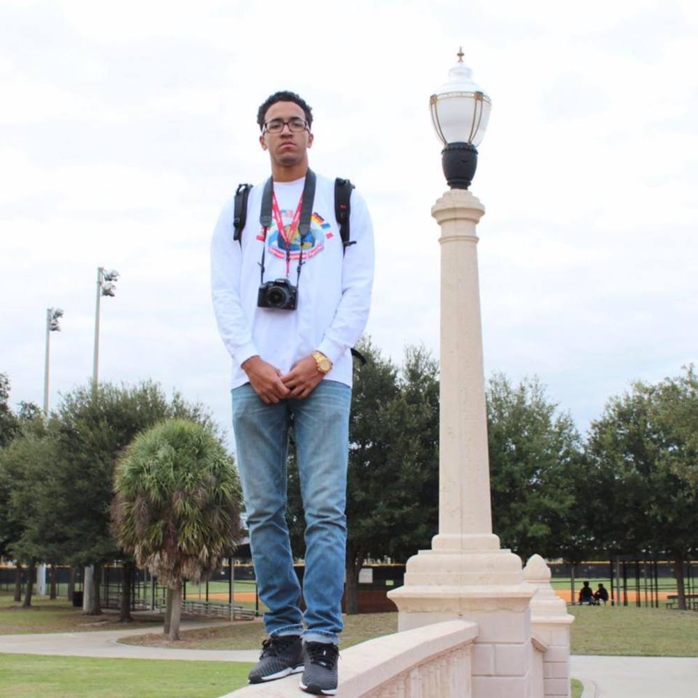 Meet your Posher, Dayvi